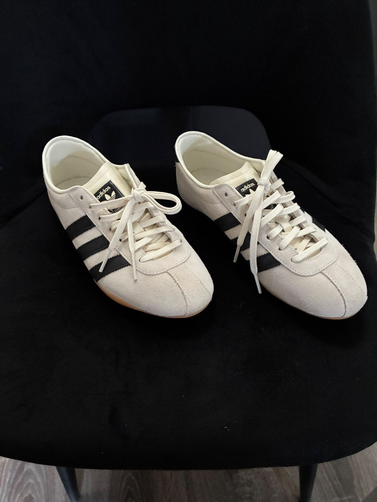 adidas originals, Sport en Fitness, Basketbal, Ophalen of Verzenden, Schoenen