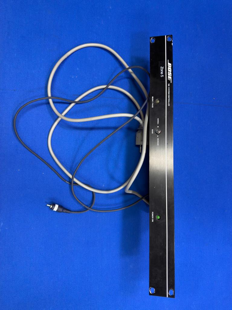 Bose 102 systeem controller., Ophalen of Verzenden, 120 watt of meer, Overige merken