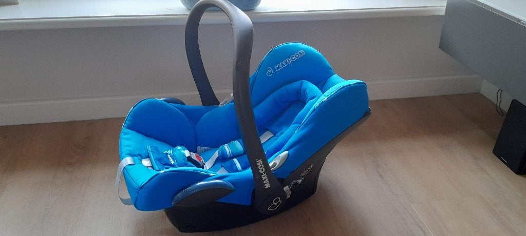 Maxi Cosi Cabrio Fix, Ophalen, Afneembare rugleuning, Zo goed als nieuw, Isofix