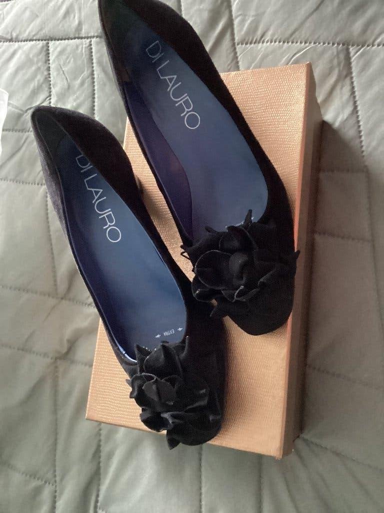 Prachtige zwarte leren pumps. Mt 39 merk Di Lauro, Kleding | Dames, Pumps, Zwart, Ophalen of Verzenden, Di Lauro