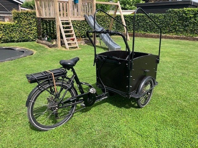 Bakfiets Troy, Fietsen en Brommers, Fietsen | Bakfietsen, 4 kinderen of meer, Gebruikt, Elektrisch, Ophalen