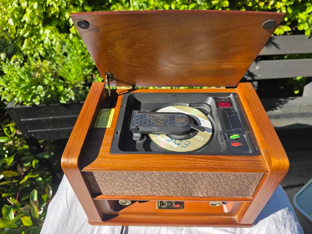 Soundmaster NR976 Radio-CD speler Nostalgie, Ophalen, Zo goed als nieuw, Radio, Met cd-speler