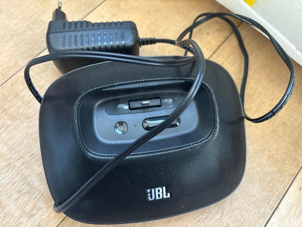 JBL OnBeat Micro Speaker dock voor iPhone en iPod, Gebruikt, JBL, Overige typen, Ophalen of Verzenden