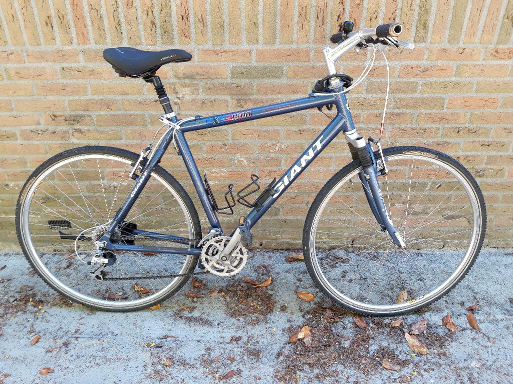 GIANT 28 inch MOUNTAINBIKE, Fietsen en Brommers, Fietsen | Mountainbikes en ATB, Ophalen, Gebruikt, Hardtail, Velgrem