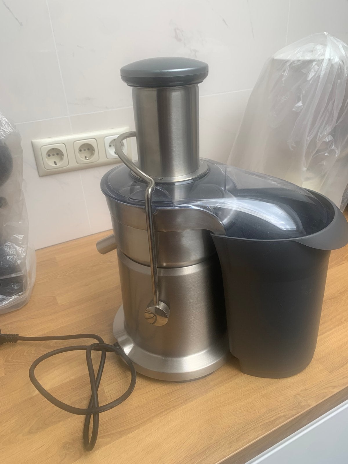 Solis Juice Fountain Pro, Ophalen of Verzenden, Zo goed als nieuw, Elektrisch, Sapcentrifuge
