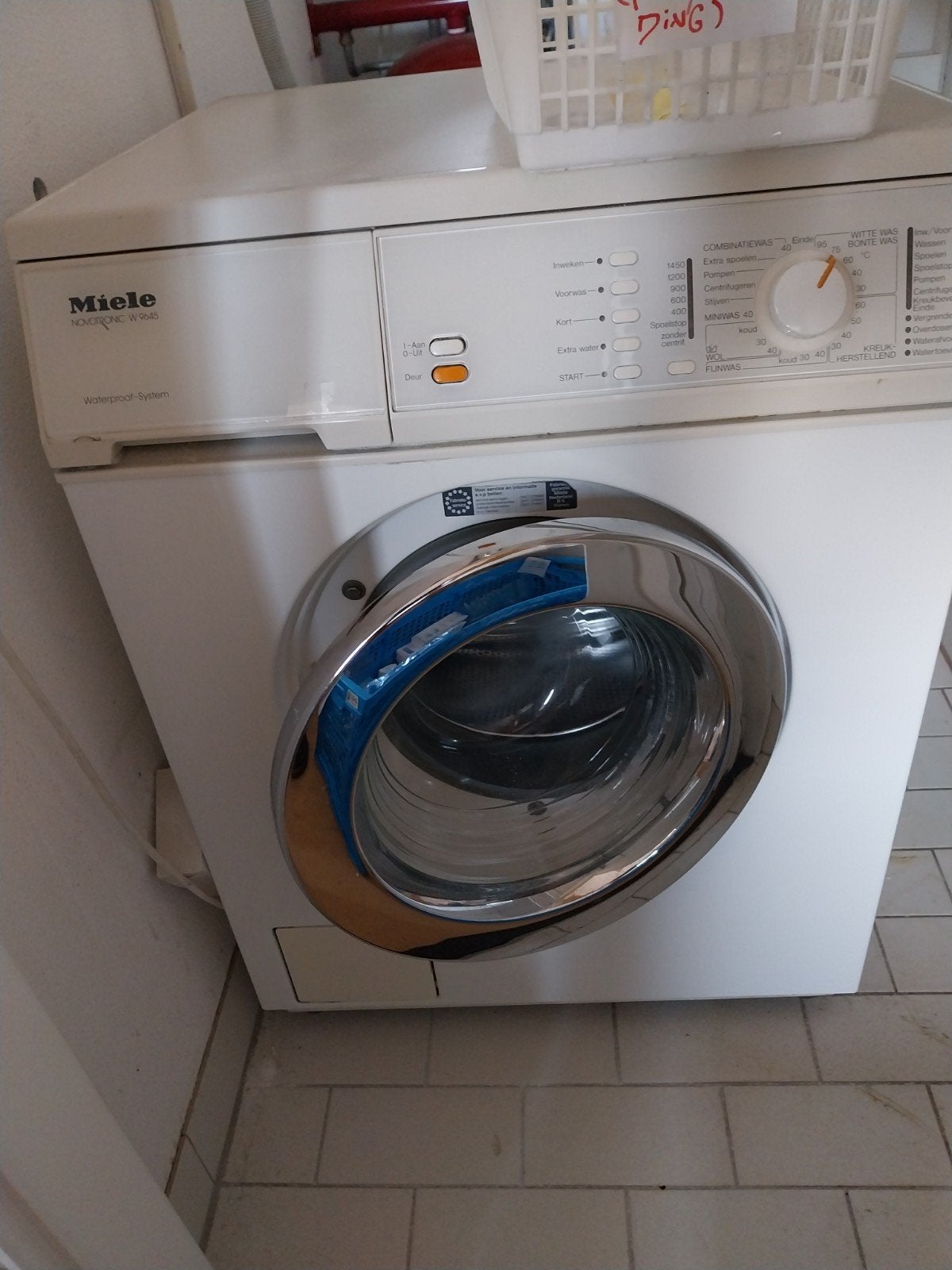 gratis: Miele wasmachine, Witgoed en Apparatuur, Ophalen, Gebruikt, 1200 tot 1600 toeren, 85 tot 90 cm