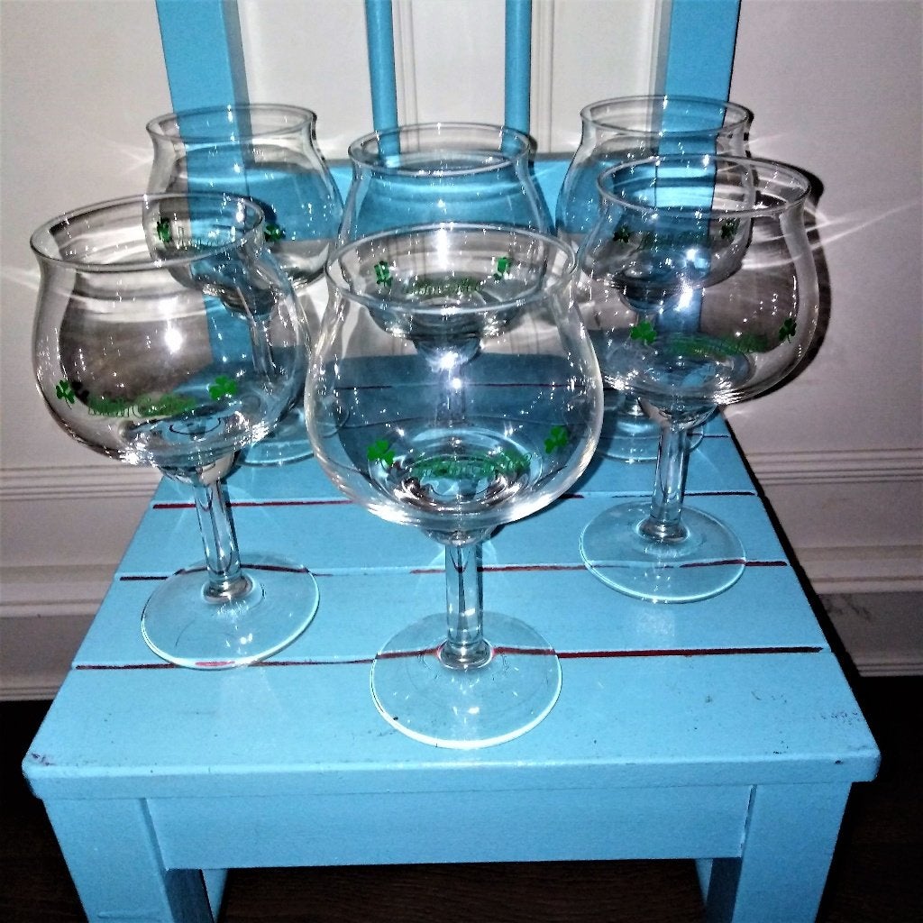 Irish Coffee glazen met groene print op voet 6 stuks, Huis en Inrichting, Ophalen, Glas of Glazen, Overige stijlen, Glas