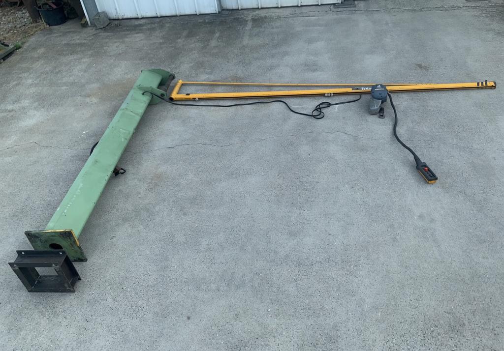 Kolomzwenkkraan DEMAG 250kg – compleet gedemonteerd, Ophalen, Gebruikt, Elektrisch