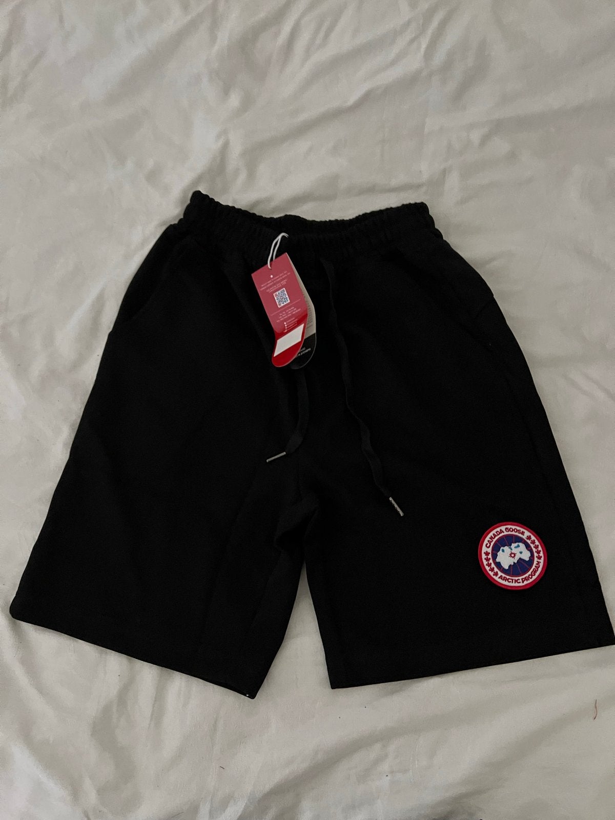 Canada Goose Shorts - Zwart - Maat M, Ophalen of Verzenden, Zo goed als nieuw, Maat 48/50 (M), Zwart