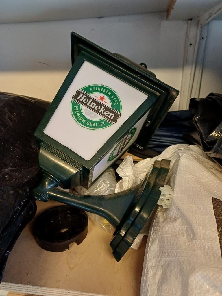 Te Koop mooie heineken lamp 50euro mancave#heineken#, Verzenden