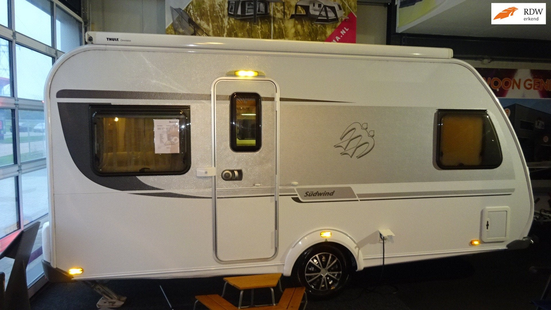 KNAUS Sudwind 450 FU 2014 Vastbed Rondzit Airco Mover Omnist, Caravans en Kamperen, Bedrijf, Knaus, Tot en met 4, Hordeur