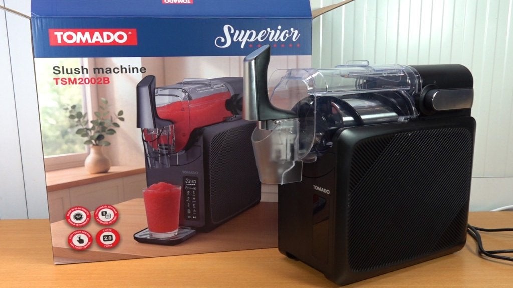 slush machine Tomado - ijs, milkshake, Frapee Koffie, Ophalen, Gebruikt