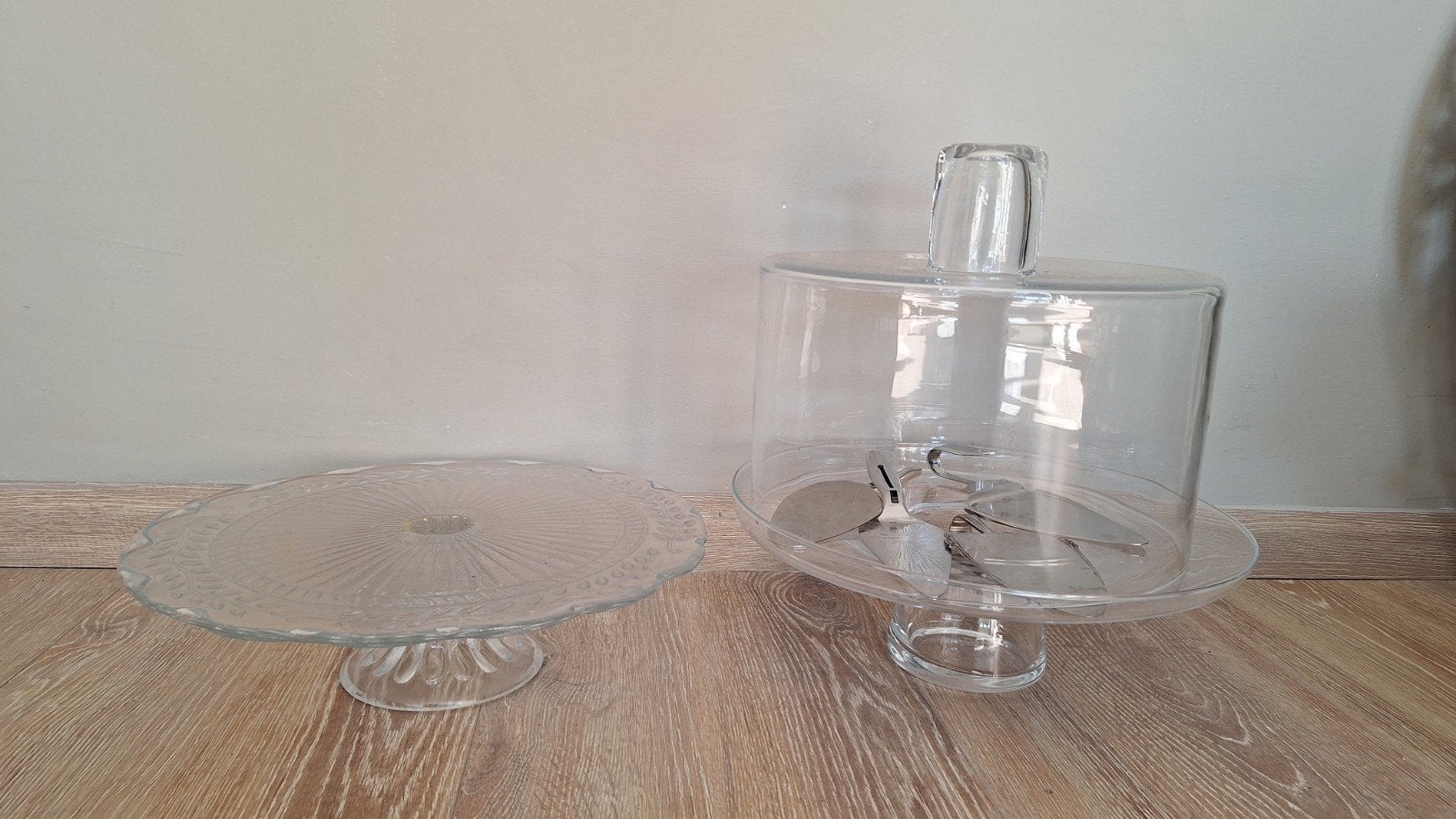 Taartstolp taartschaal taartscheppen schaal op voet, Huis en Inrichting, Ophalen, Gebruikt, Glas