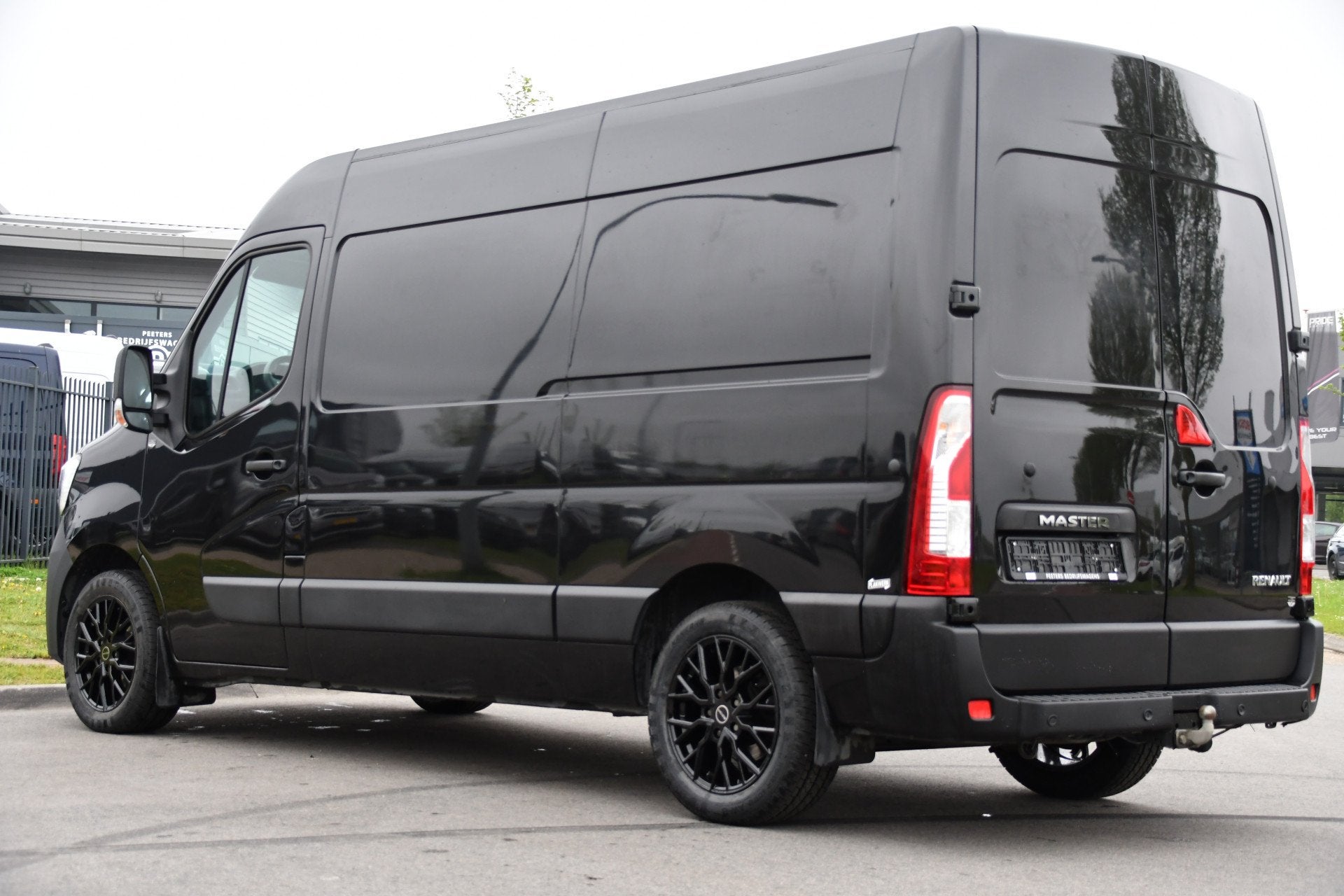 Renault Master T35 2.3 dCi 150 L2H2 Black Edition Cruise, Ca, Voorwielaandrijving, Gebruikt, 4 cilinders, Renault