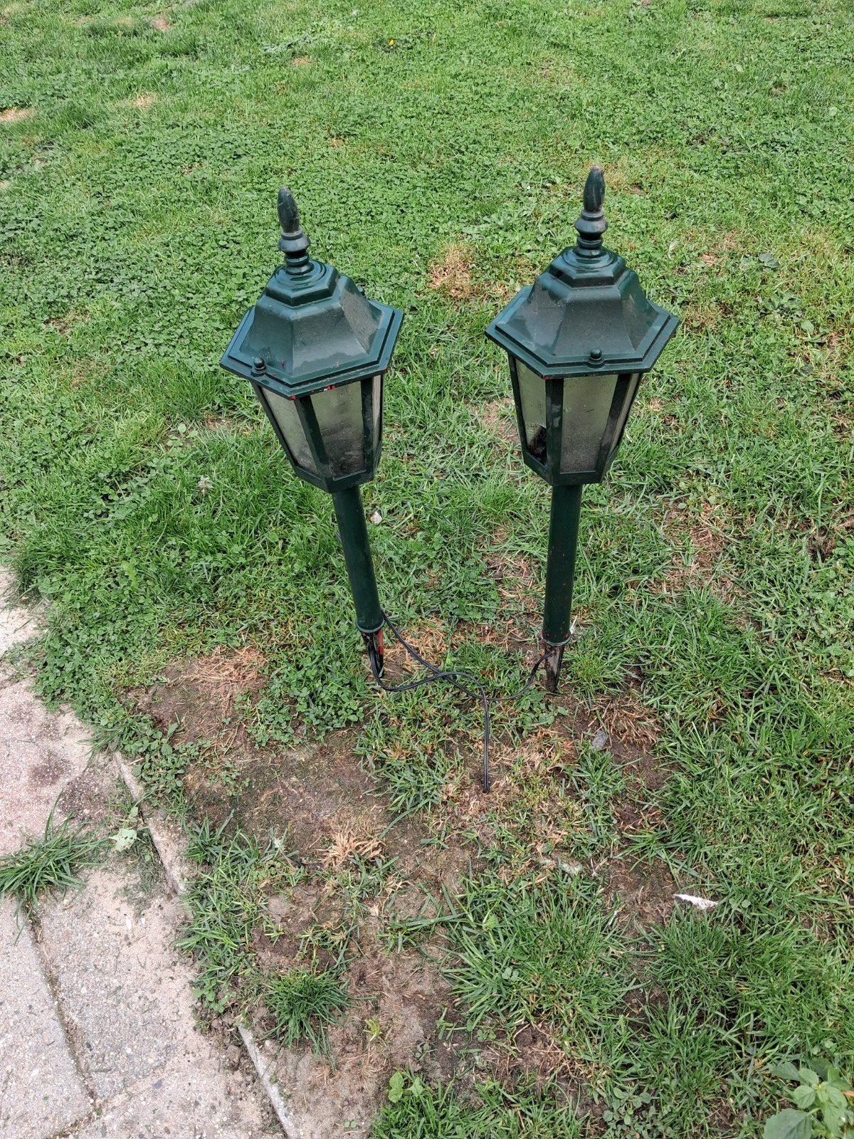 2 lantaares voor op stroom, Tuin en Terras, Ophalen of Verzenden, Gebruikt, Netvoeding, Minder dan 50 watt