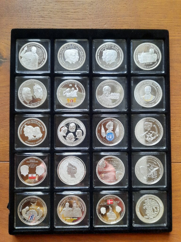 Herdenking munten 2013, 2014 en 2015 edel collecties nieuw, Koningin Beatrix, Zilver, Euro's, Ophalen of Verzenden