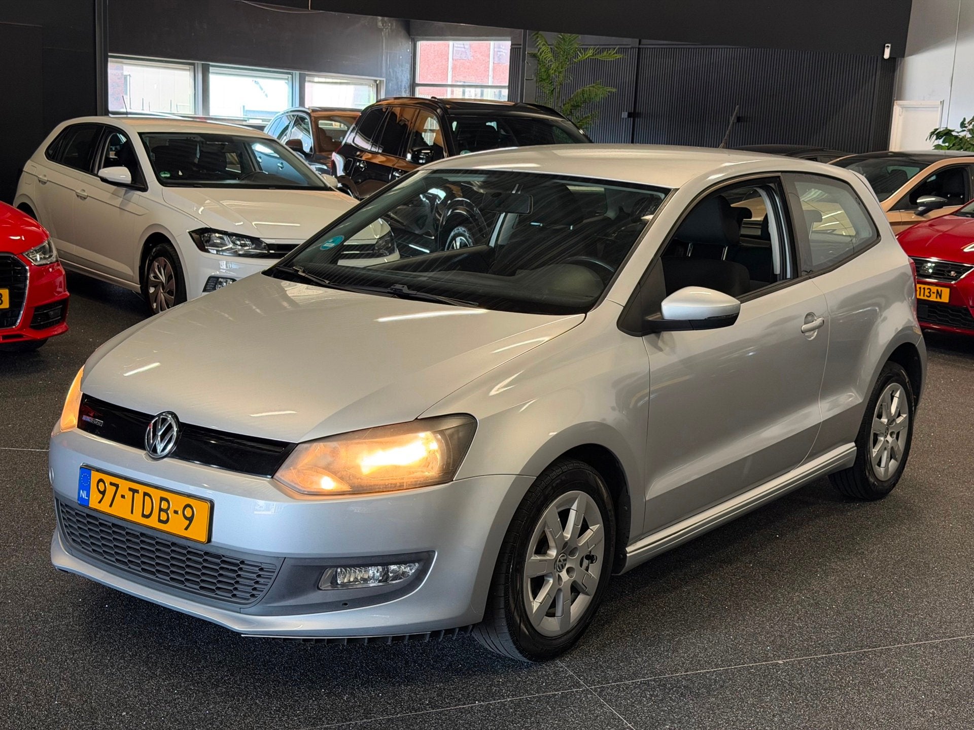 Volkswagen Polo 1.2 TDI BlueMotion Comfortline AIRCO/CRUISE/, Auto's, Volkswagen, Voorwielaandrijving, Euro 5, Stof, Gebruikt