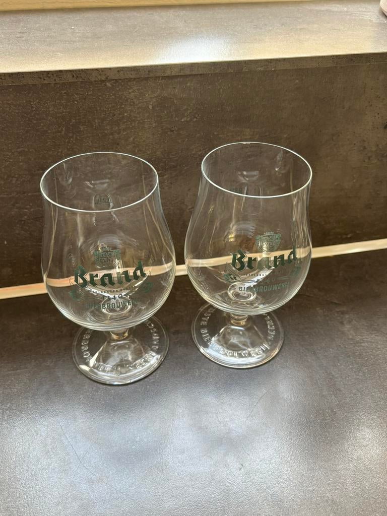 Twee bierglazen van Brand, Verzamelen, Verzenden, Nieuw, Bierglas