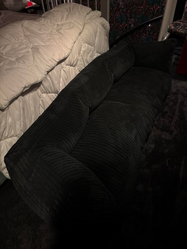 Zwarte ribcord bank Loungepug, Gebruikt, Driepersoons, 75 tot 100 cm, Ophalen of Verzenden