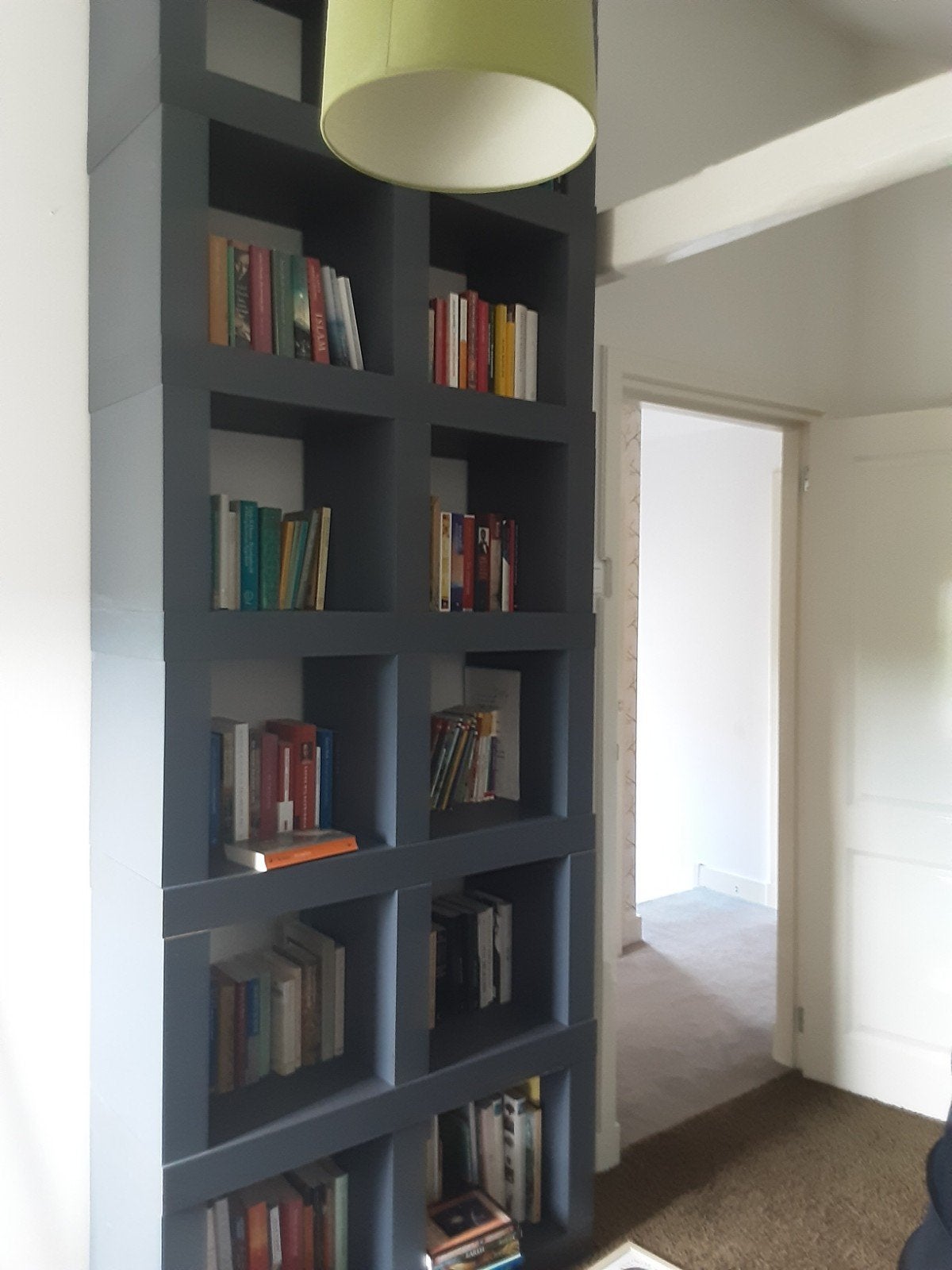 Stapelbare hoge design boekenkast/ roomdivider, grijs, Ophalen, Gebruikt, 25 tot 50 cm, 50 tot 100 cm