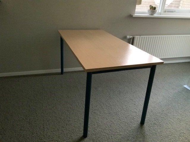 Eettafel, Ophalen, Kunststof, Gebruikt, 100 tot 150 cm