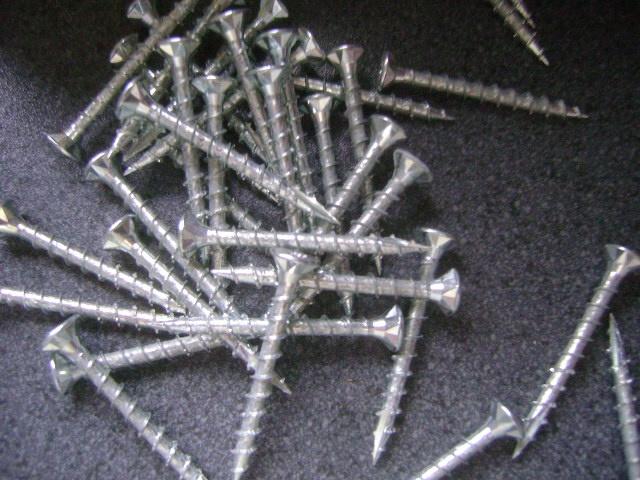 69 spaanplaat / gipsplaat / mdf schroeven, Ophalen of Verzenden, Nieuw, Minder dan 50 mm, Schroeven