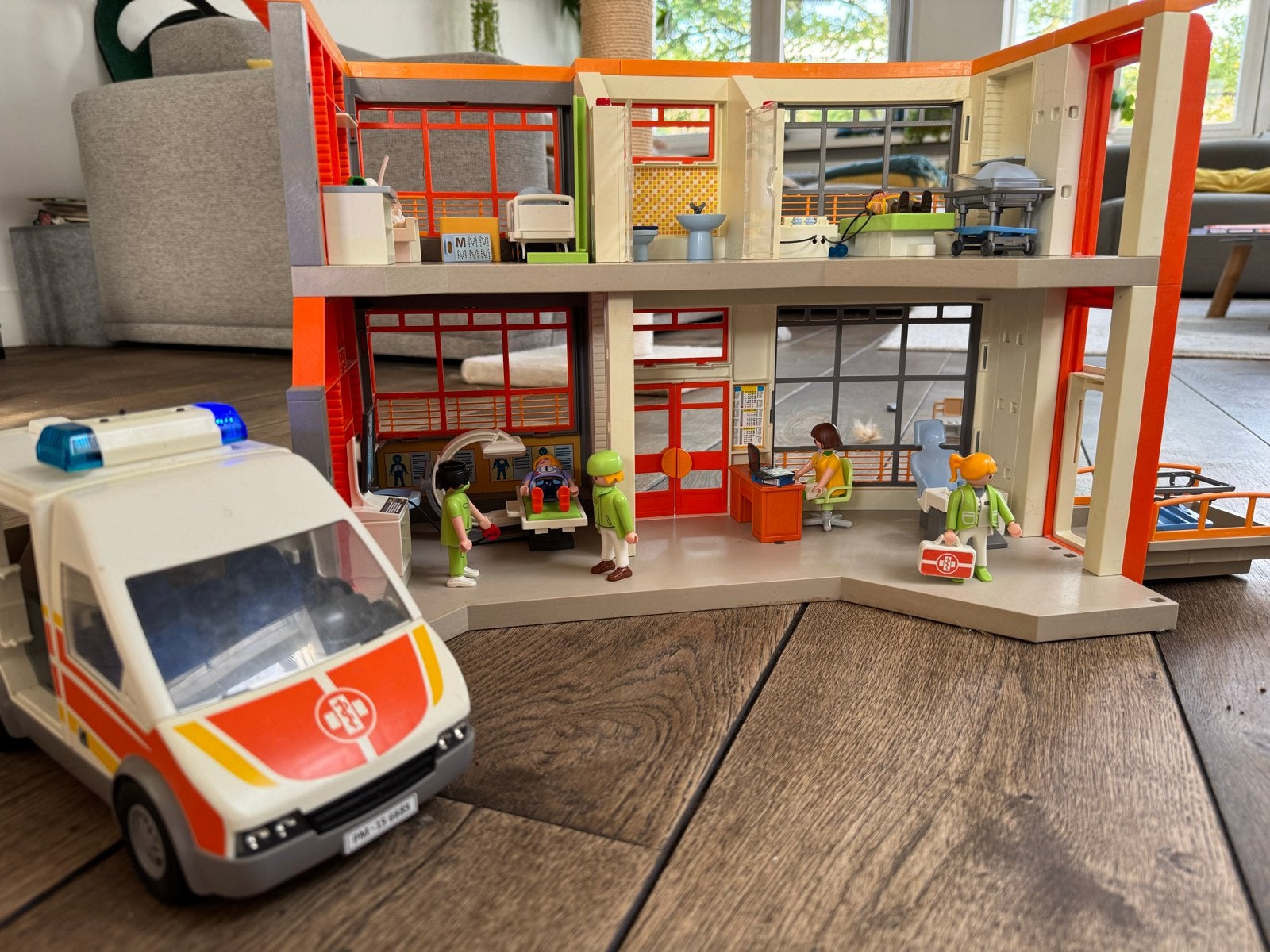 Playmobil Ziekenhuis met Ambulance - Complete Set