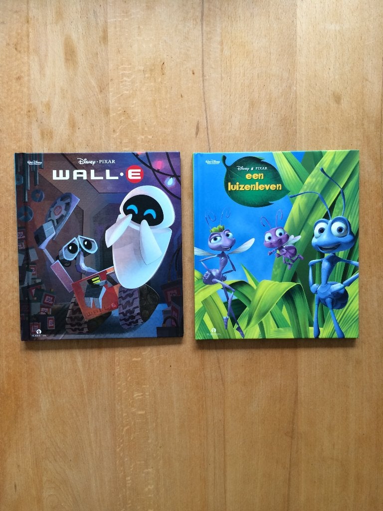 2x Disney lees- en luisterboek met CD, Ophalen of Verzenden, Zo goed als nieuw, Disney Pixar, Sprookjes