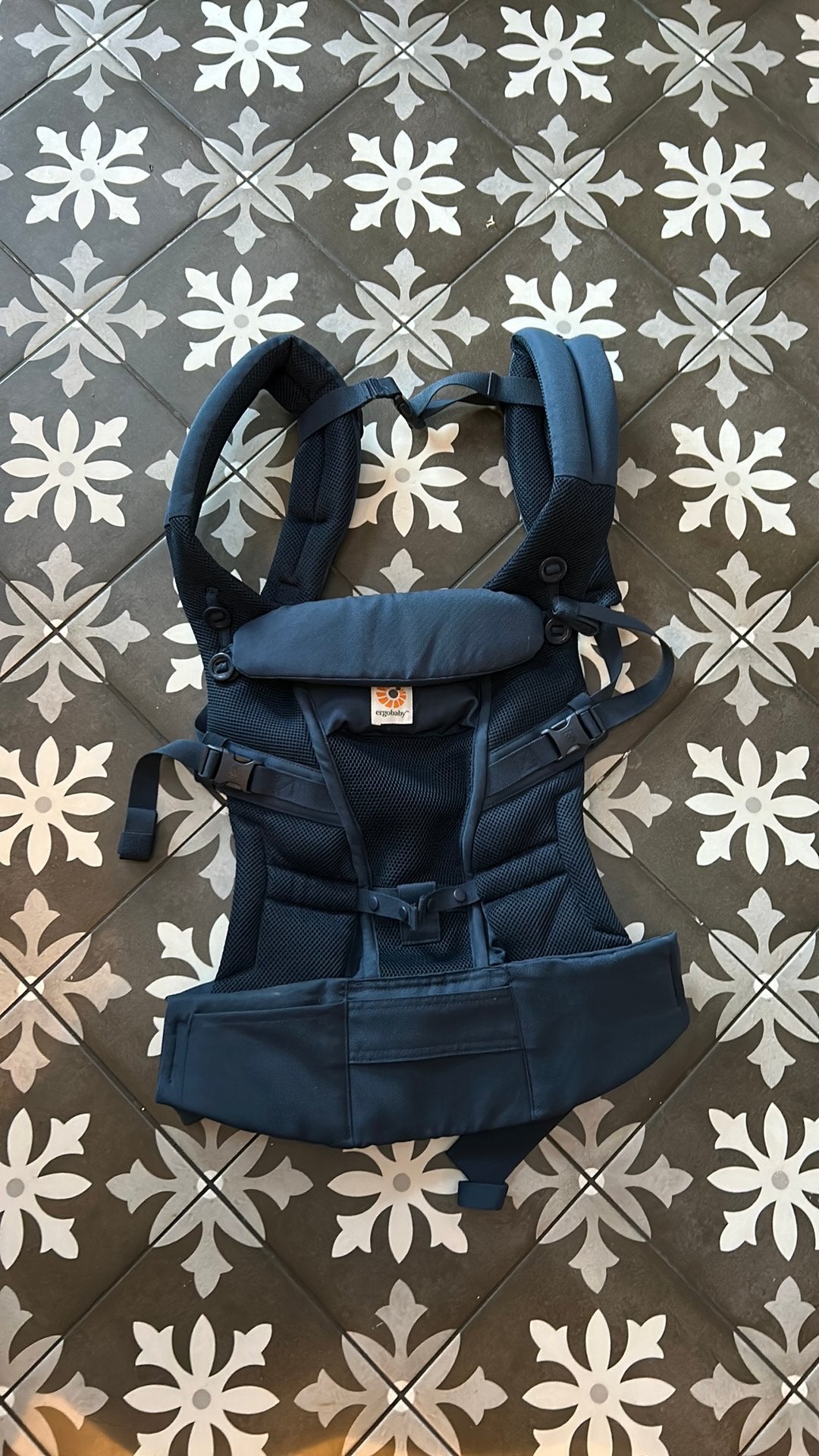 Ergo Baby Adapt Cool Air - Deep Blue, Kinderen en Baby's, Babydragers en Draagdoeken, Zo goed als nieuw, Rug, Draagzak, Ophalen