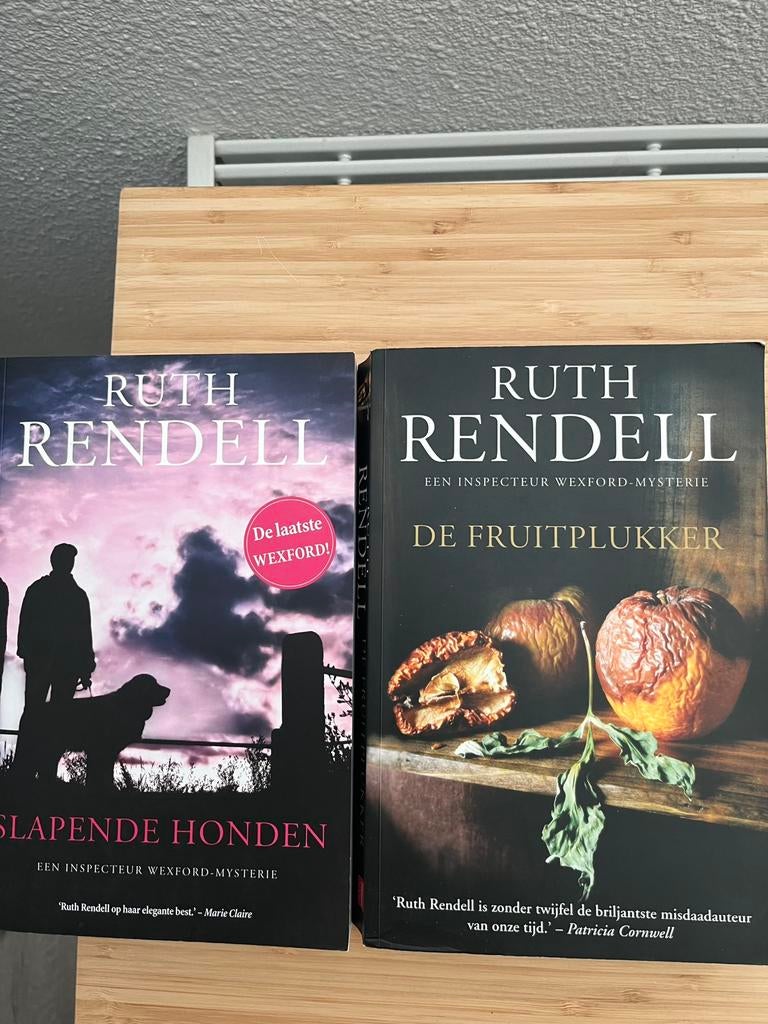 Ruth Rendell - De fruitplukker en Slapende honden, Ophalen, Zo goed als nieuw
