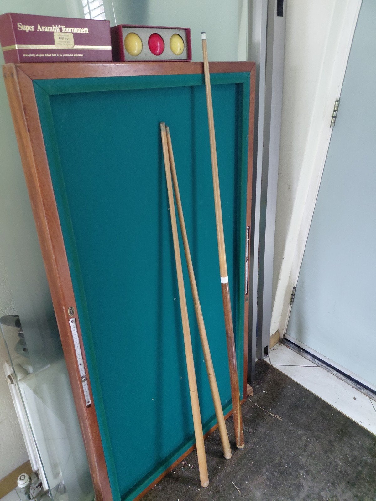 Nomas Spelen Biljarttafel met keuen en ballen, Ophalen of Verzenden, Gebruikt, Biljarttafel