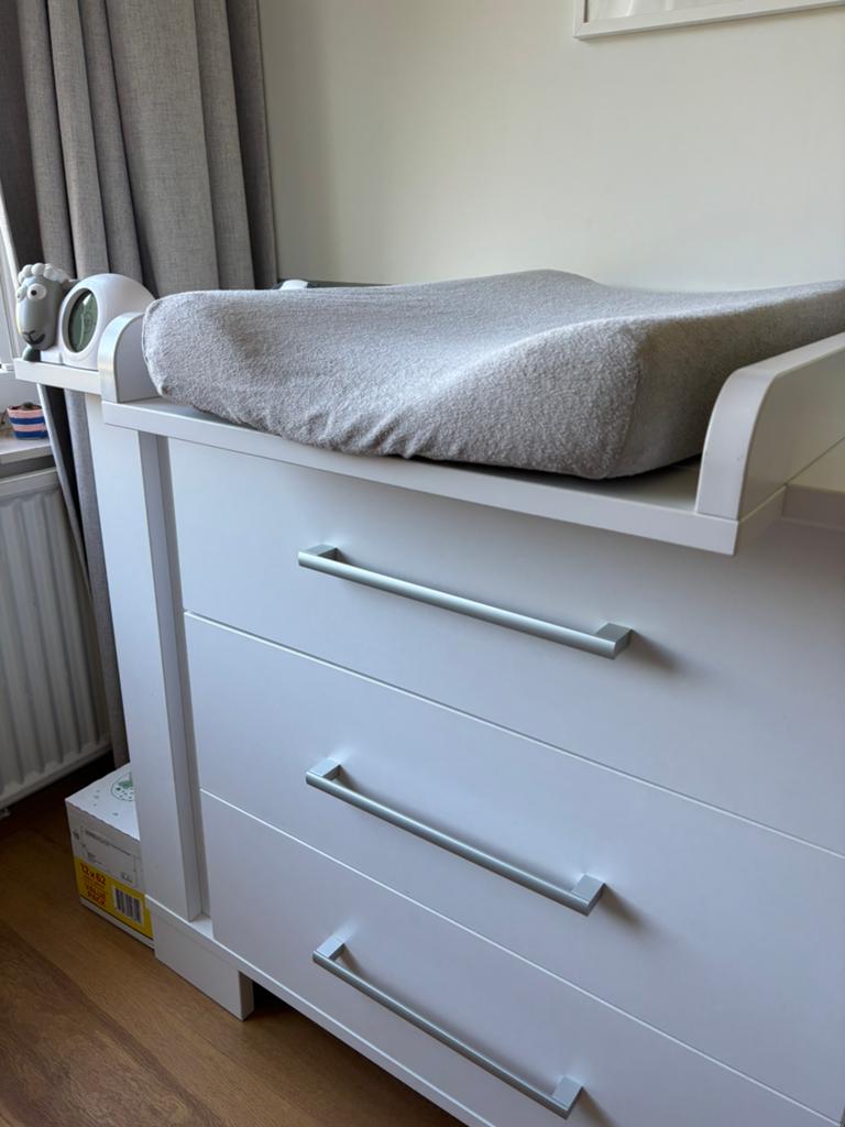 Stevige en grote commode, Ophalen, Gebruikt, 50 tot 70 cm, 100 cm of meer
