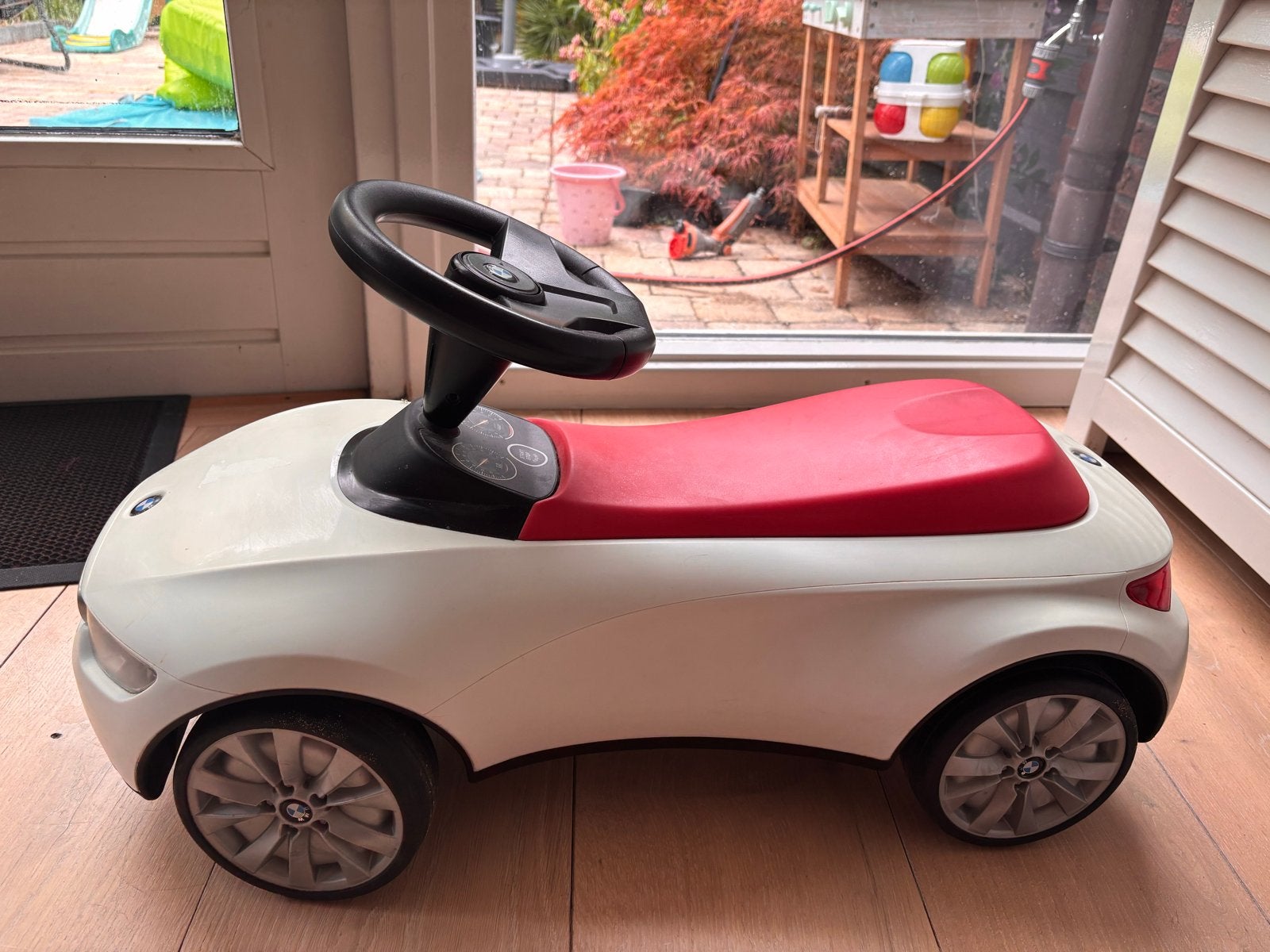 BMW Loopauto voor kinderen - Wit met rood zitje, Ophalen, Gebruikt, Loopvoertuig