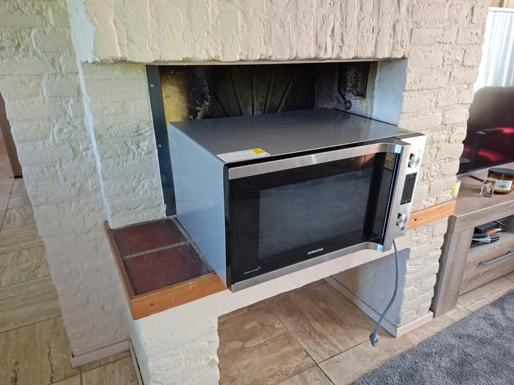 Nette combimagnetron oven, Witgoed en Apparatuur, Magnetrons, Ophalen, Combimagnetron, Gebruikt, 60 cm of meer