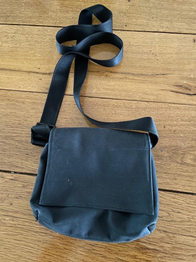 Mooie Zwarte schoudertas/ crossbody tas merk PURE, 19x19x6, Verzenden, Zo goed als nieuw, Zwart, Schoudertasje