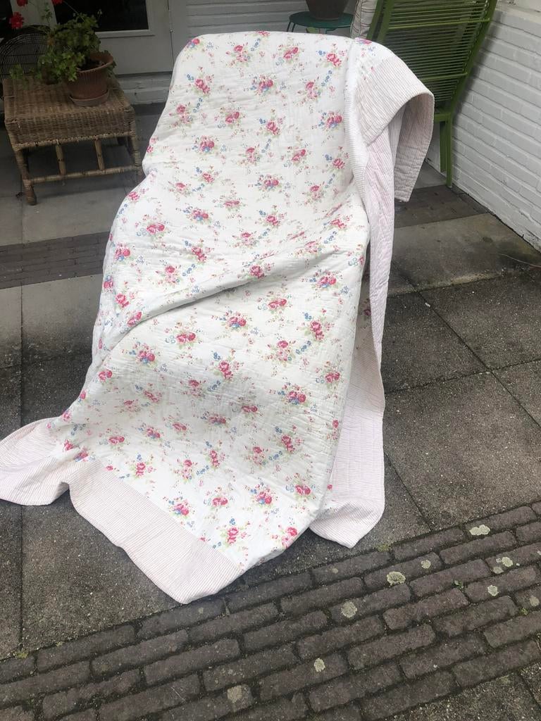 Doorgestikte sprei/ plaid, Huis en Inrichting, Ophalen of Verzenden, Zo goed als nieuw