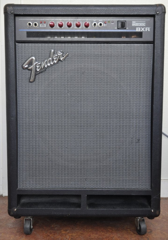 Fender BXR300C vintage Basversterker 300 Watt, Muziek en Instrumenten, Ophalen, Gebruikt, Basgitaar, 100 watt of meer