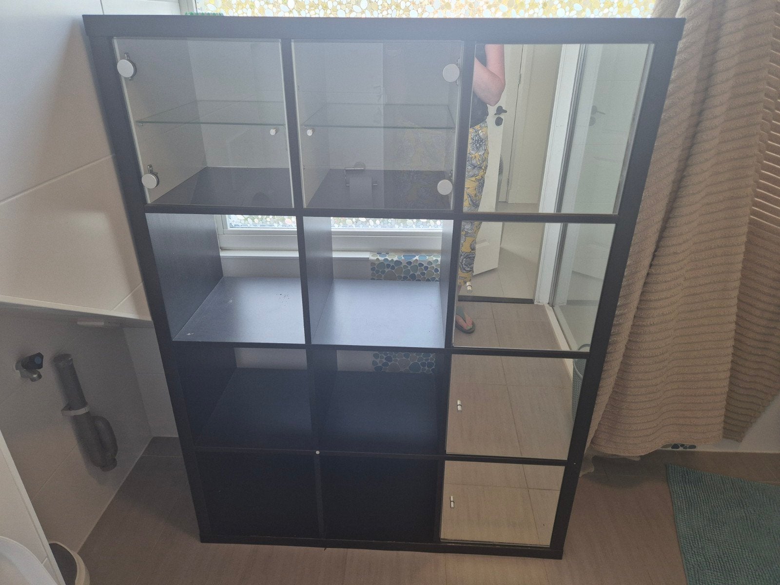 Zwart vakkenkast kallax met glazen en spiegeldeuren, Ophalen, Glas, 100 tot 150 cm, 50 tot 100 cm