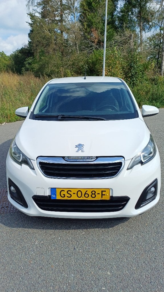 Peugeot 108 1.0 12V E-vti 51KW 5DR 2015 Wit, Auto's, Voorwielaandrijving, Stof, 4 stoelen, Wit