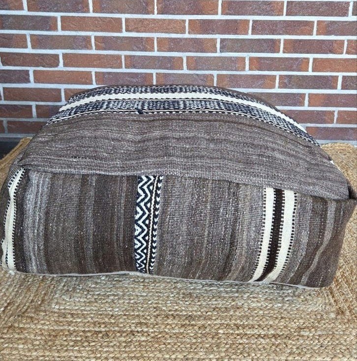 Handgemaakte Marokkaanse kelim Poef - Bruin/Beige, Huis en Inrichting, Verzenden, Zo goed als nieuw, Marokkaans, Bohemien, Etnisch