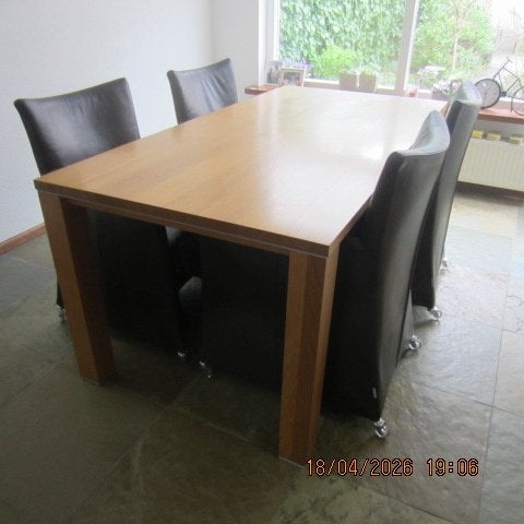 TE KOOP 4 X LEREN STOELEN VOOR 80,00 EURO, Ophalen, Gebruikt, Bruin, Leer