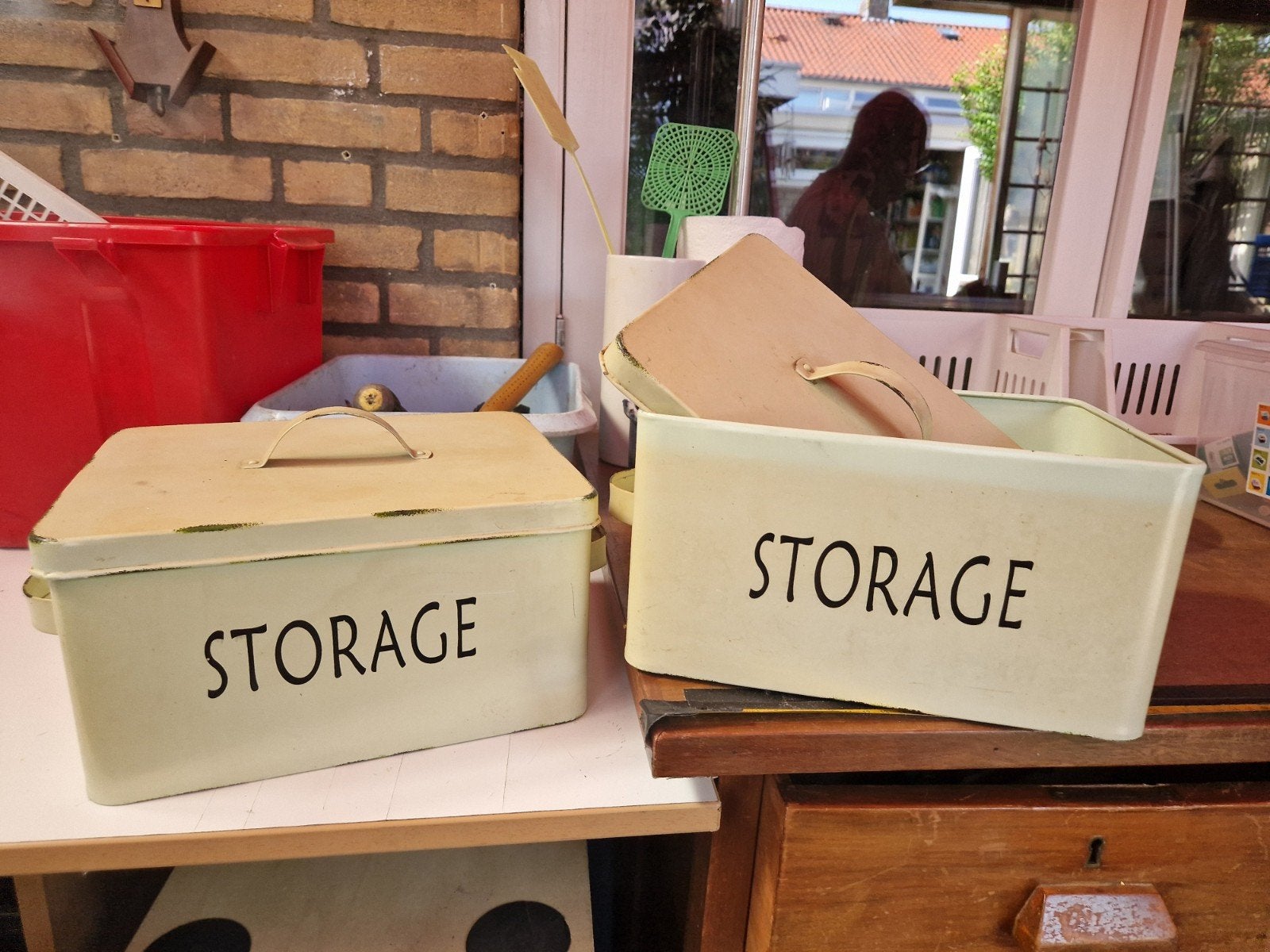 Vintage 'STORAGE' metalen opbergbox met deksel, Huis en Inrichting, Woonaccessoires | Kisten, Ophalen, Minder dan 50 cm, Gebruikt