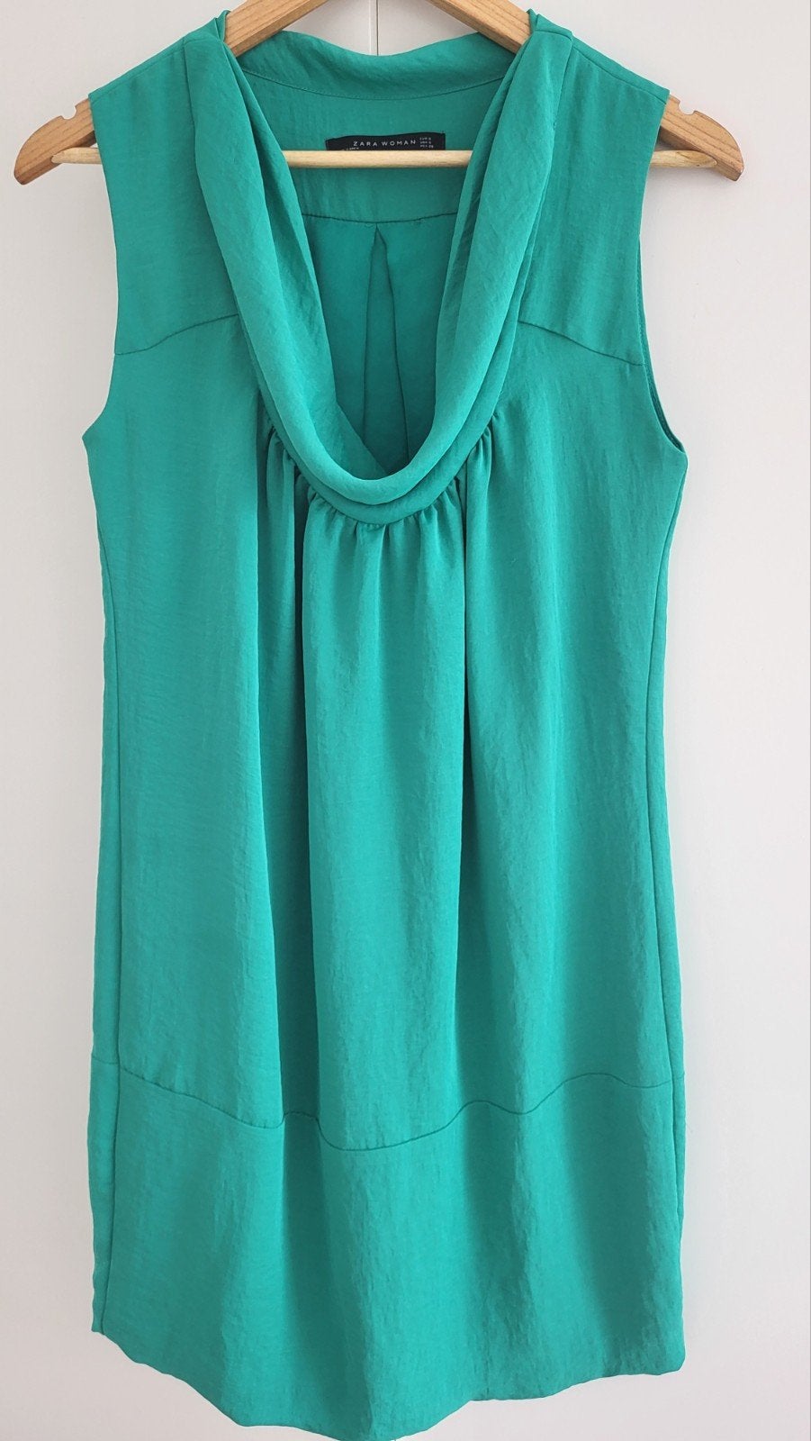 Zara Woman Groene Jurk met Watervalhals, small, Ophalen of Verzenden, Zo goed als nieuw, Knielengte, Maat 36 (S)