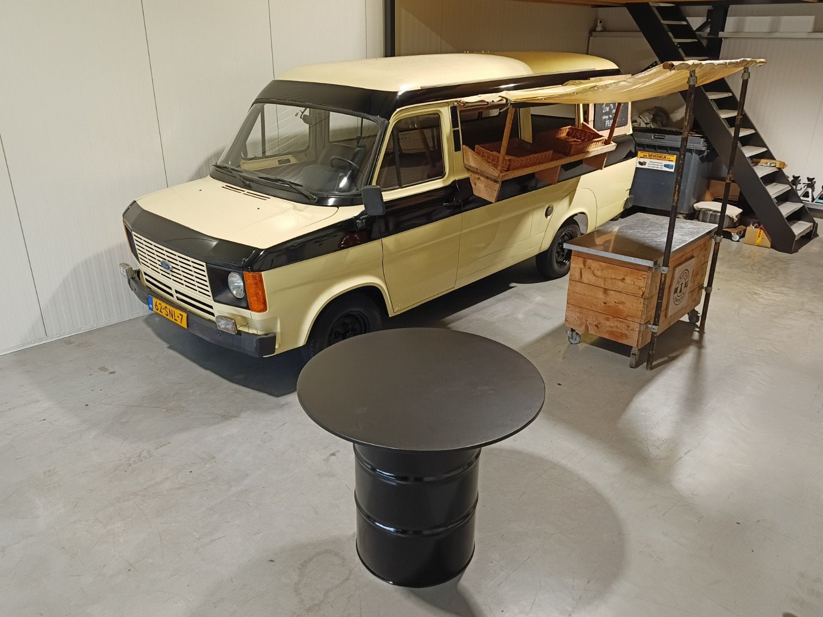 Ford Transit Foodtruck Benzine belastingvrij APK 2028!