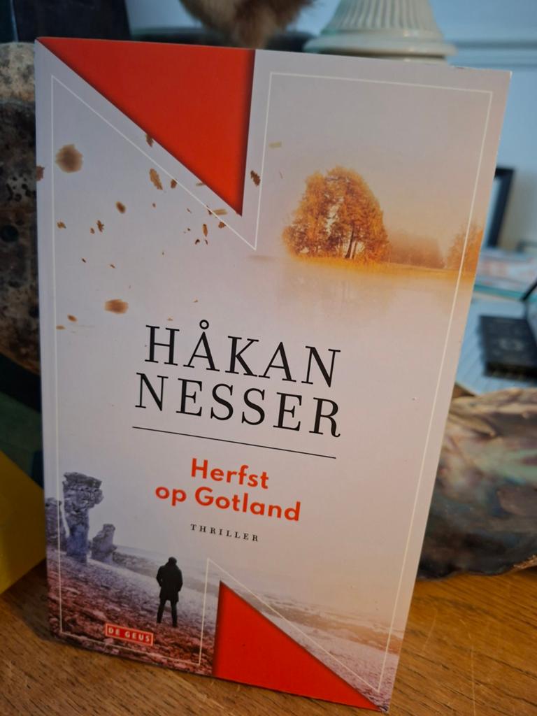 Håkan Nesser - Herfst op Gotland, Boeken, Verzenden, Zo goed als nieuw, Håkan Nesser
