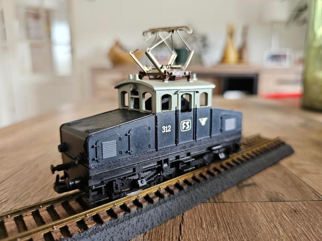 Modeltrein H0 lokomotief lima lok fs italiaanse spoorwegen, Gebruikt, Gelijkstroom, Wagon, Ophalen of Verzenden