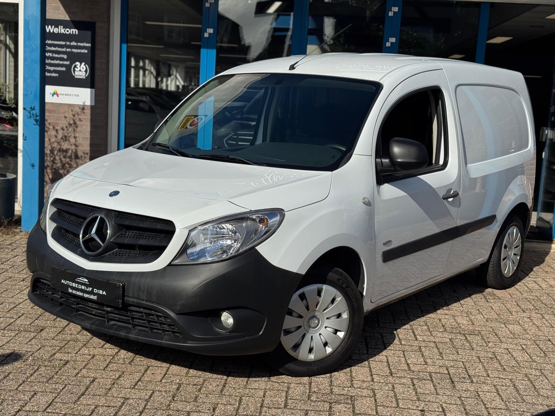 Mercedes-Benz Citan 108 CDI BlueEFFICIENCY 2017 AIRCO BTW!, Auto's, Voorwielaandrijving, Dealer onderhouden, Stof, Gebruikt