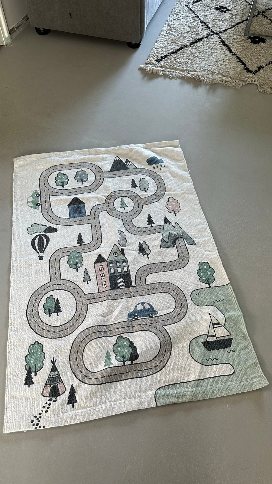 H&M Speelkleed met wegen en huizen, Ophalen, Gebruikt
