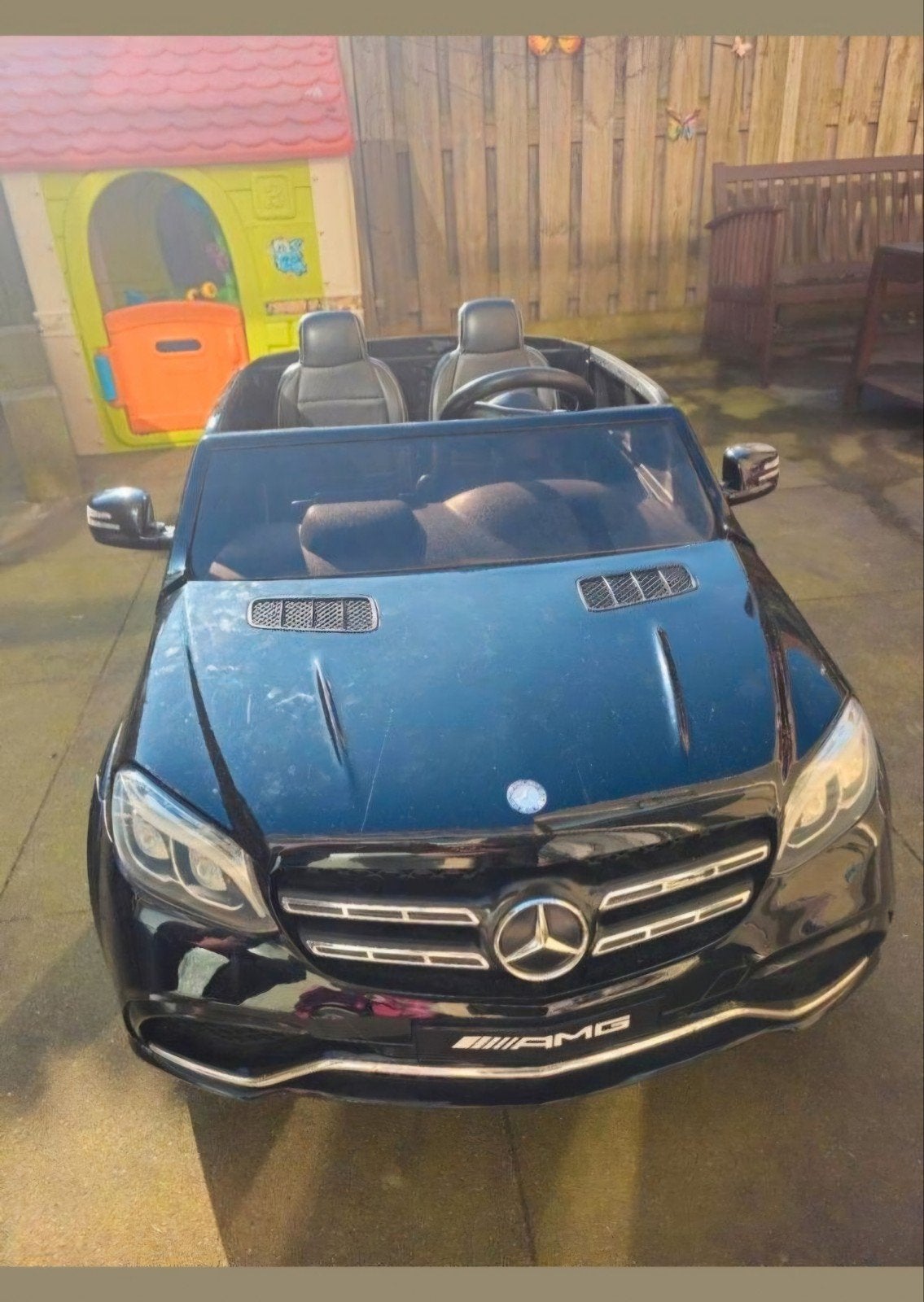 Nette Mercedes AMG kinderauto 2-zits (accu's nodig), Ophalen, Gebruikt