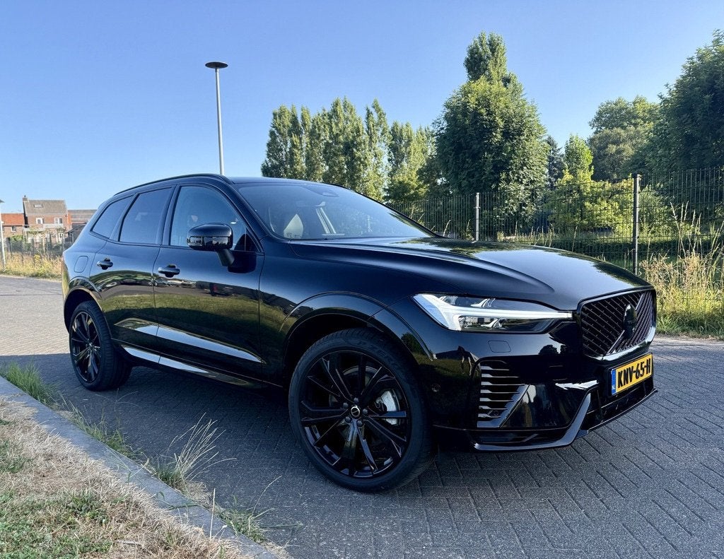 Volvo XC60 T6 Ultra Black Edition Facelift |Garantie |Trekh., Automaat, 4 cilinders, 1969 cc, Zwart